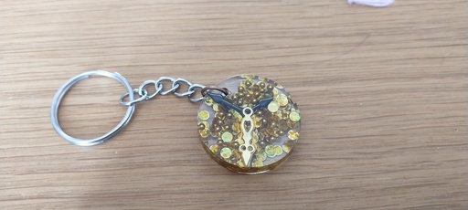 Porte-clé : horloge dorée