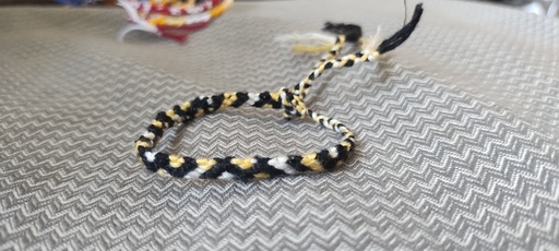 [3] Bracelet brésilien